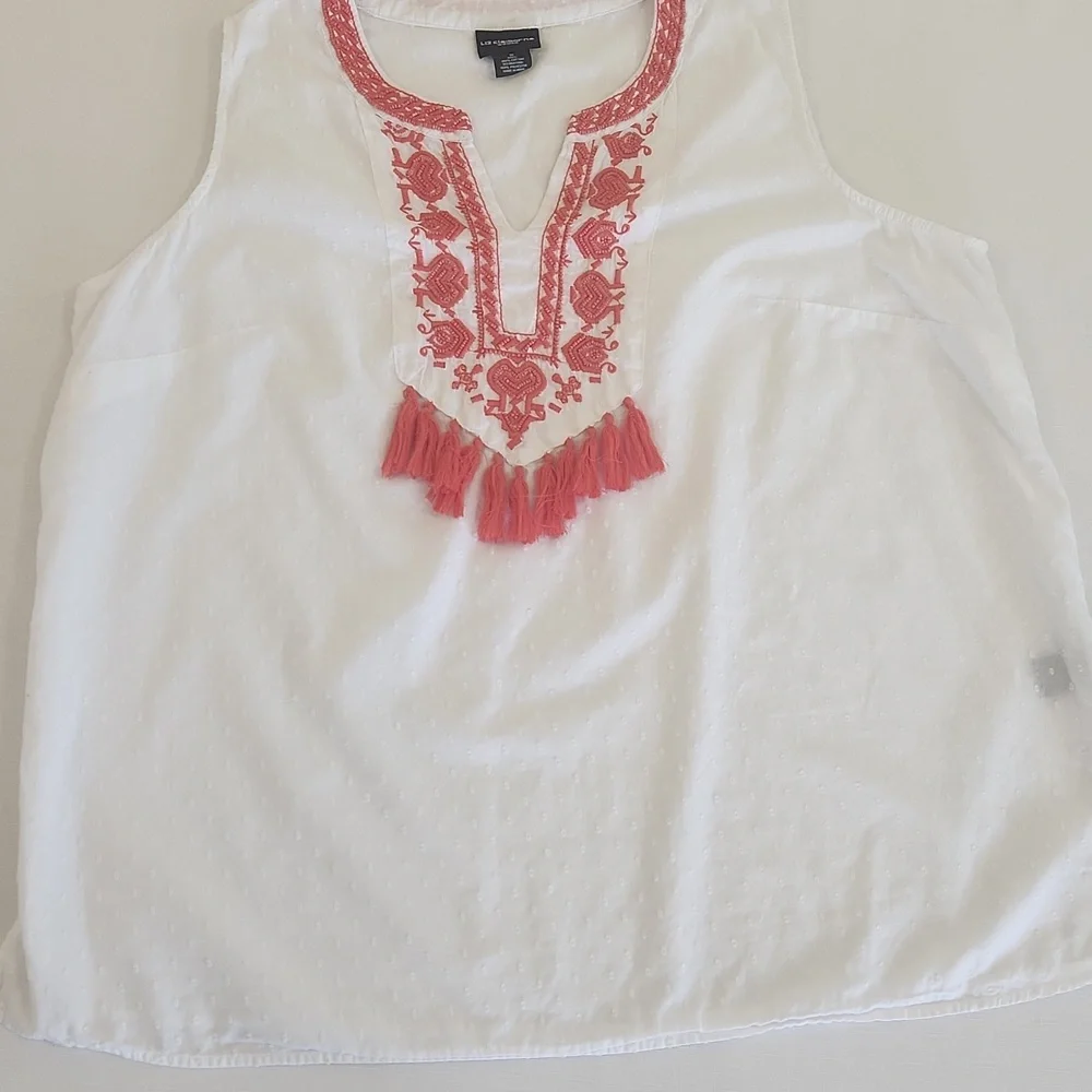 Liz Claiborne White Swiss Dot Sleeveless Top With Coral Beading Tassels. Size 1X